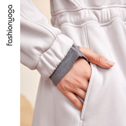 凡圣瑜伽加绒中长款休闲外套F14876 商品图10