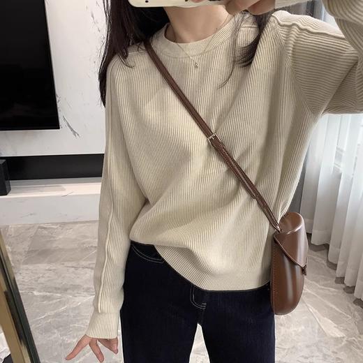 24秋冬- 肩线显瘦坑条密针合身款内搭毛衣【包邮/三天无理由退换】 商品图0