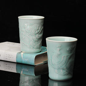 省大师雷慧仙出品龙泉青瓷粉青釉龙凤对杯可乐杯