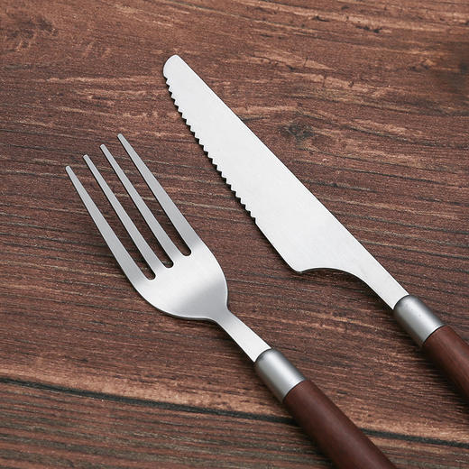 「9.9到手2支！颜值派」不锈钢复古木柄砂光餐具 牛排刀叉餐具仿木叉勺胡桃木刀叉勺餐饮用具四件套 商品图3