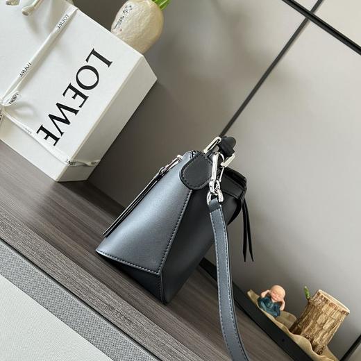 罗意威小号柔软牛皮革PuzzleEdge手袋新版（HH） 商品图2