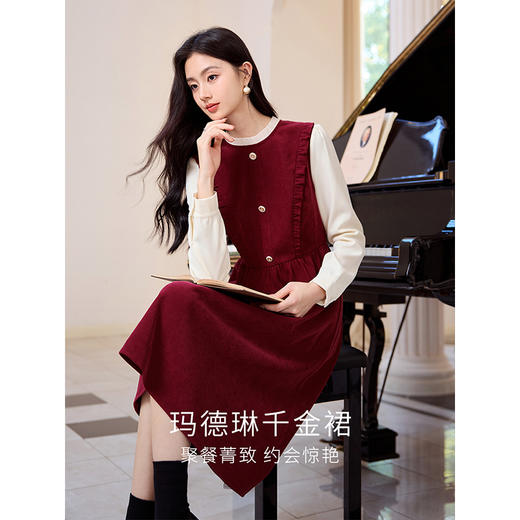 【专属特价】熙世界玛德琳千金赫本风红色连衣裙女秋冬新款拼接磨毛假两件裙子 商品图1