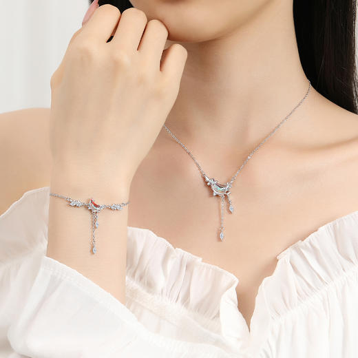 Winy925纯银幻梦新月手链送女友闺蜜节日生日礼物 商品图0