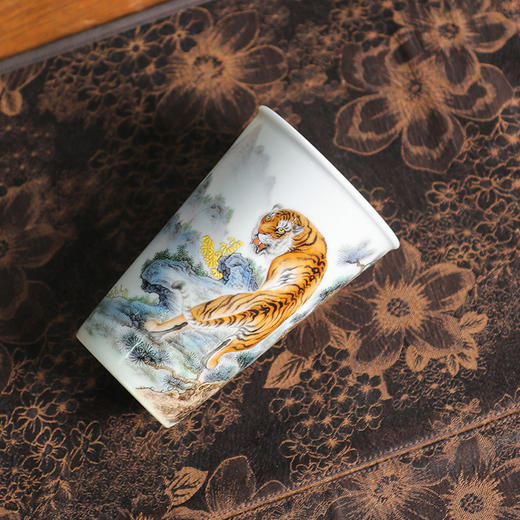 一儒堂粉彩老虎可乐杯 商品图5