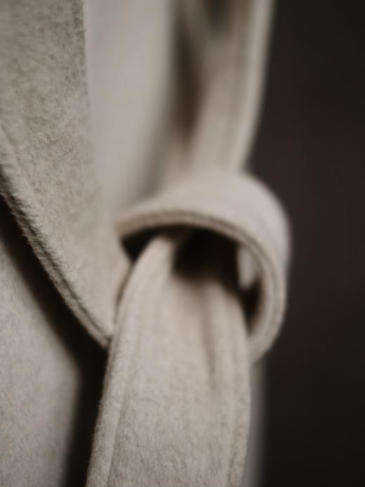 Le Palais 20%羊绒35%蚕丝45%美丽诺羊毛800克插肩袖候场大衣 商品图7