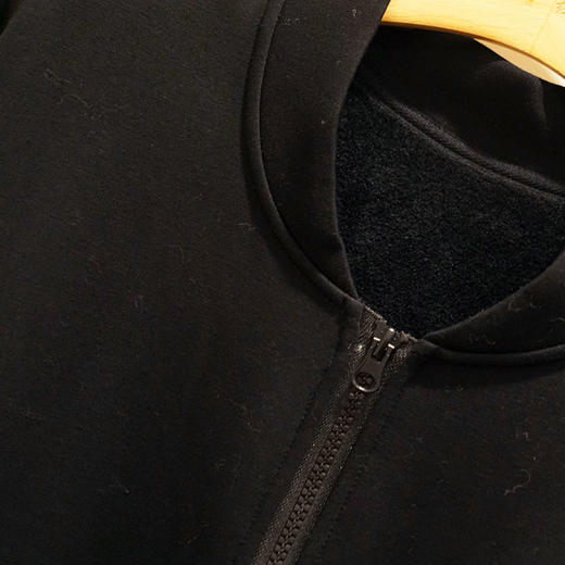 VIVIAN LIU薇薇安刘R2457310秋女装新款前开拉链长袖短款针织外套 商品图2