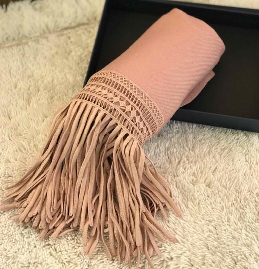 优品堂【流连翩翩】羊毛🐑围巾披肩两用 商品图9