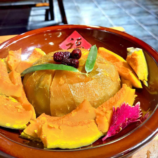 新疆 阿勒泰 板栗南瓜，霜降后采摘，粉，干，甜，香，营养价值高，老少皆宜！ 商品图4