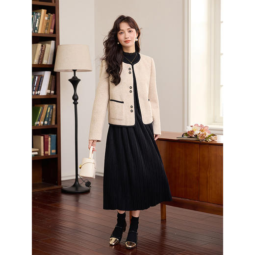 【年货节】熙世界小香风仿羊毛圈圈呢外套女短款秋冬撞色圆领颗粒绒开衫上衣 商品图3