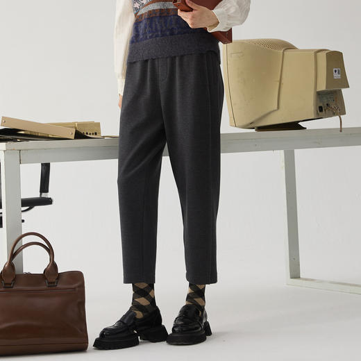 谜底萝卜裤女2024冬季新品简约百搭松紧腰九分裤休闲裤244MK1478 商品图1