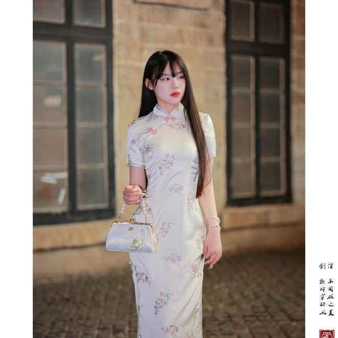 【梨霜】双面缎提花半手工改良旗袍优雅高端新中式
