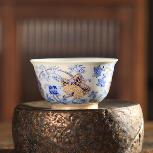 一儒堂西番莲堆金小撇口杯 商品图0