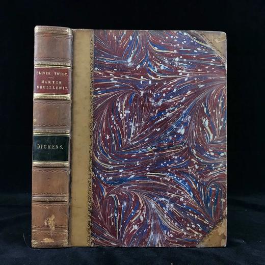 约19世纪后期 狄更斯《雾都孤儿/马丁·瞿述伟》 87幅插图 真皮精装16开 商品图0