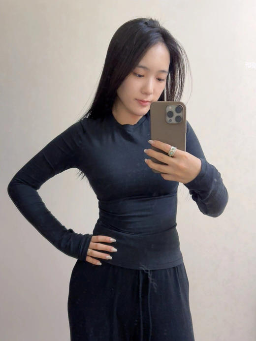 【3月24日 下午18:00 秒杀】fits加一个短袖卡棉上衣  fits 柔软 无敌薄款 高密 包裹性长袖 T恤 商品图7