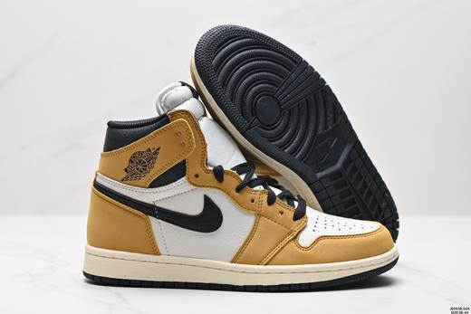 耐克乔丹AIR JORDAN 1 RETRO HIGH OG休闲运动板鞋555088-063男女鞋 商品图4