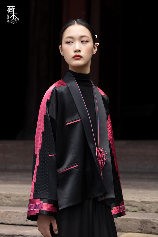 荷木HEMU丨高定苗绣·短外套 商品图2