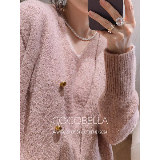 COCOBELLA[璀璨星河]细闪亮片蓬松软糯毛衣V领针织衫MZ3109 商品图1