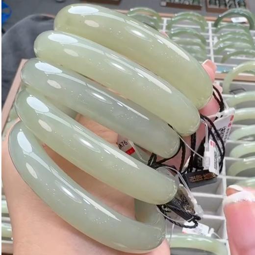和田玉手镯 商品图0