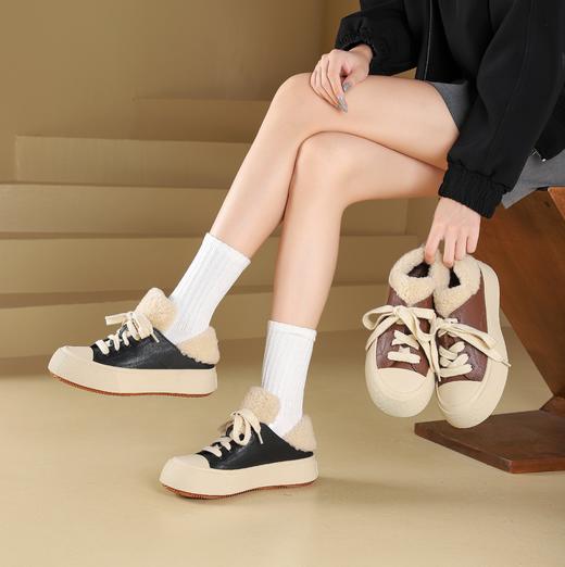 westory2024年秋冬新款休闲风厚底平跟百搭短靴毛毛板鞋S24DM8480101B 商品图0
