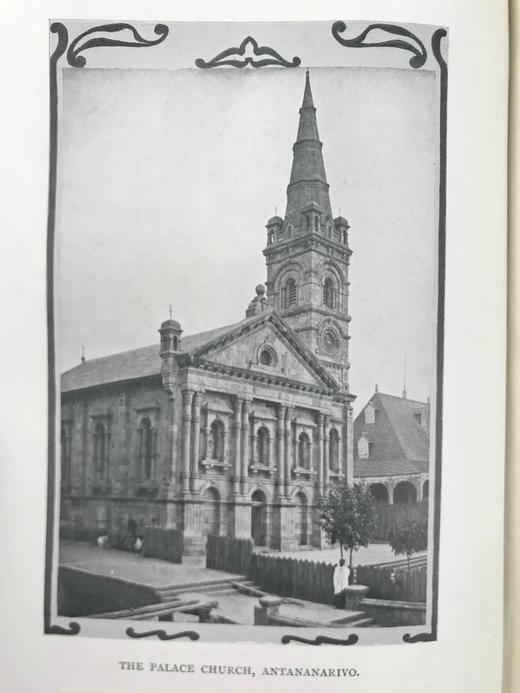 1904年 马修斯《在马达加斯加的三十年》 62幅插图 漆布精装大32开 商品图7