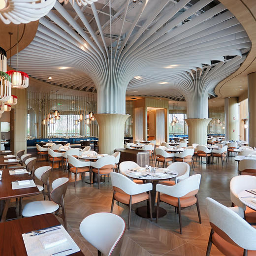 双11返场！1晚/2晚【成都黑龙滩ClubMed Joyview】西南首家ClubMed！含餐饮券/儿童托管/一日全包权益、2大1小迷你水乐园、晨间徒步、畅玩家庭欢乐空间及超多休闲活动！ 商品图11