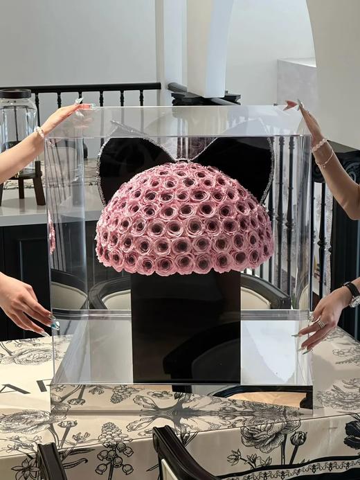 高端轻奢巨型蝴蝶结抱抱桶永生花 商品图9