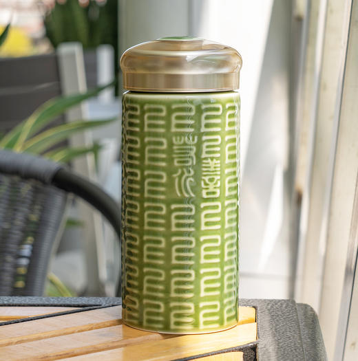 【超值体验】上善若水陶瓷随身杯 双层300ml  杯盖可刻字 商品图1