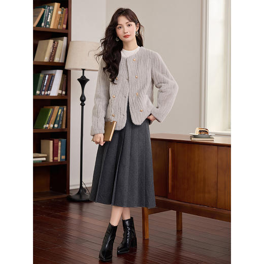 【年终特卖】熙世界皮毛一体毛绒外套女短款小个子冬季仿水貂毛皮草毛茸茸上衣 商品图4