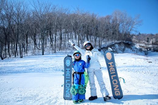 限时早鸟减¥1000【2026寒假| 哈尔滨B线-奇幻雪国6天5晚亲子营】雪乡连住2晚深度38h，北极熊酒店与熊“共眠”，亚布力滑雪温泉，喂东北虎，雪地摩托穿越林海雪原，硬核雪国之旅！哈尔滨集散 商品图8