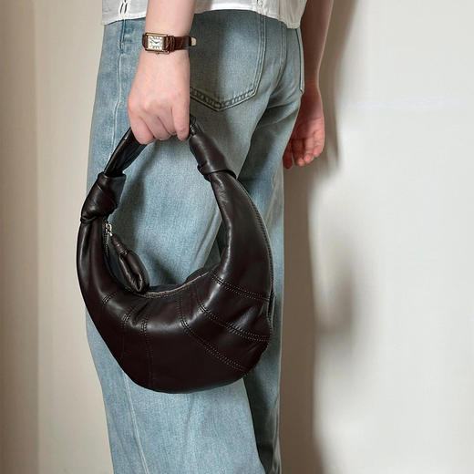 【顺丰包邮】40423 洛诗琳高级感羊皮小号美拉德风真皮牛角包00356 商品图4