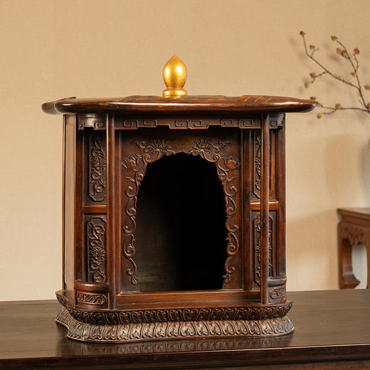清 红木荷叶顶莲花纹佛龛 商品图0