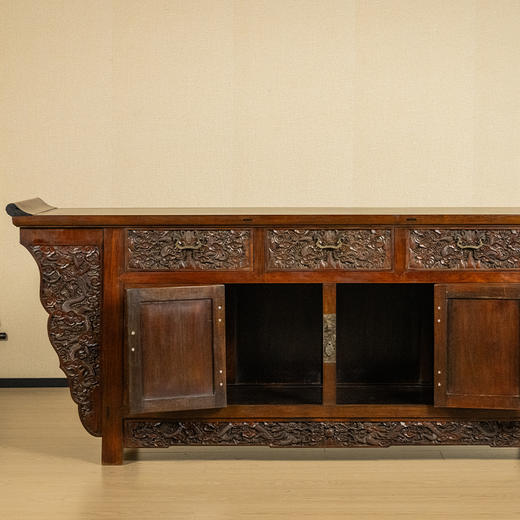 二十世纪 红木满工云龙纹三联闷户橱柜 商品图1