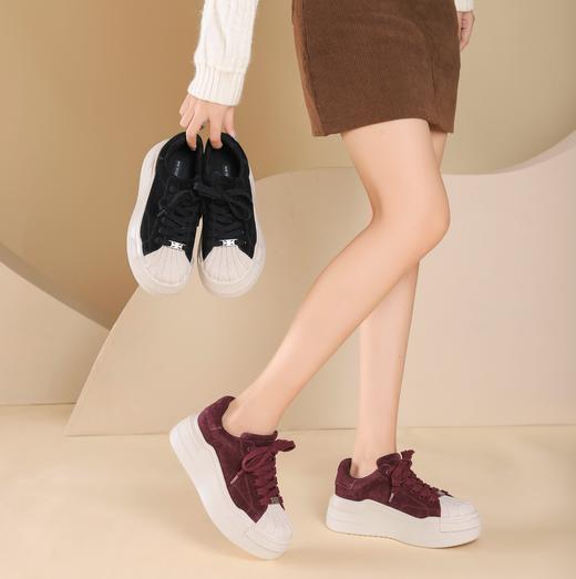 westory2024冬季新款休闲厚底超轻圆头百搭小白鞋加绒饼干鞋S24DM85121 商品图5