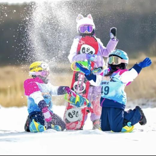 【美林谷】【专业滑雪】冬令营｜专业滑雪、欢乐烟花、自助晚课...美林谷滑雪营带孩子度过趣味寒假！ 商品图0