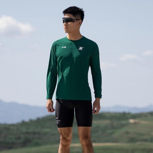 身体智慧 BODYWIT 男款 飞羽2.0 轻薄速干圆领长袖T恤 商品图4