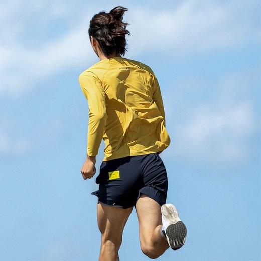 身体智慧 BODYWIT 男款 飞羽2.0 轻薄速干圆领长袖T恤 商品图2