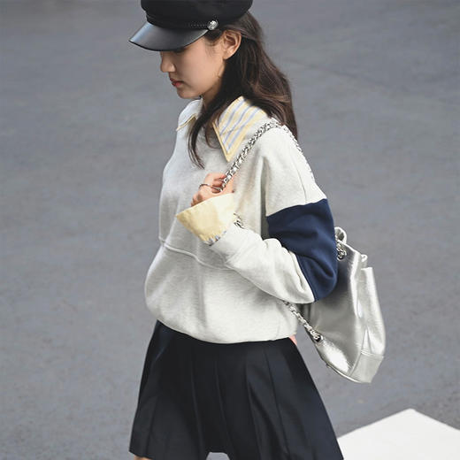 【顺丰包邮】40743 洛诗琳高定撞色设计大廓形落肩加绒圆领卫衣633 商品图0