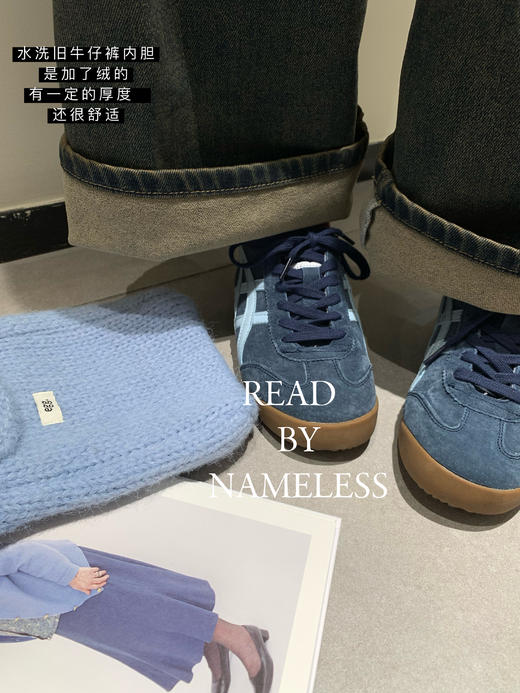 Read Nameless /韩国藏青色羊毛小红花毛衣+洗旧加绒休闲牛仔裤 2024/10/26 商品图9