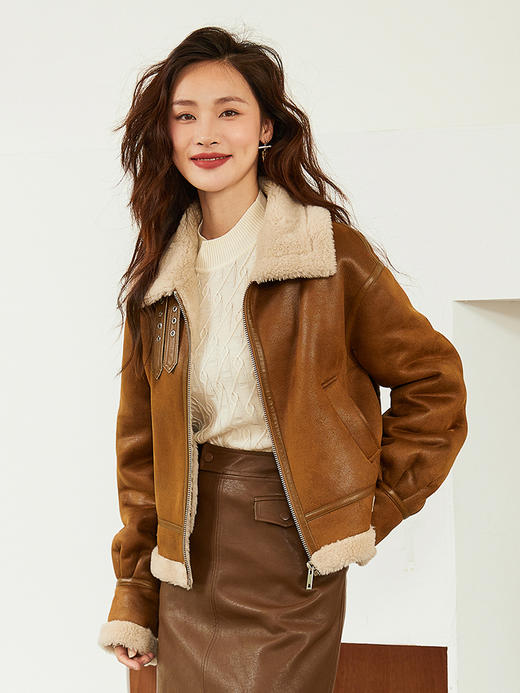 翻领皮毛一体外套女2024年冬季新款复古老钱风肌理纹机车上衣 商品图0