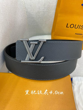 秋冬特惠💰350【LV】男士腰带 男士专柜品质掌纹腰帶 带身宽度4.0cm  配置精钢字母搭扣