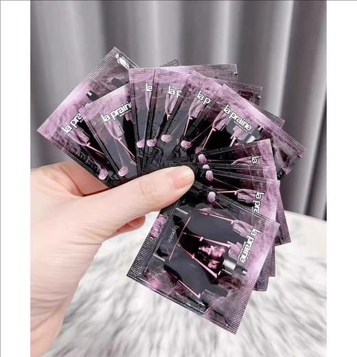 莱珀妮铂金密集修护精华1.5ML*10片 商品图1