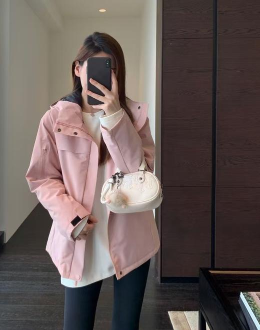 漂亮冲锋衣自由都市与山系功能型防风防雨冲锋衣 商品图5