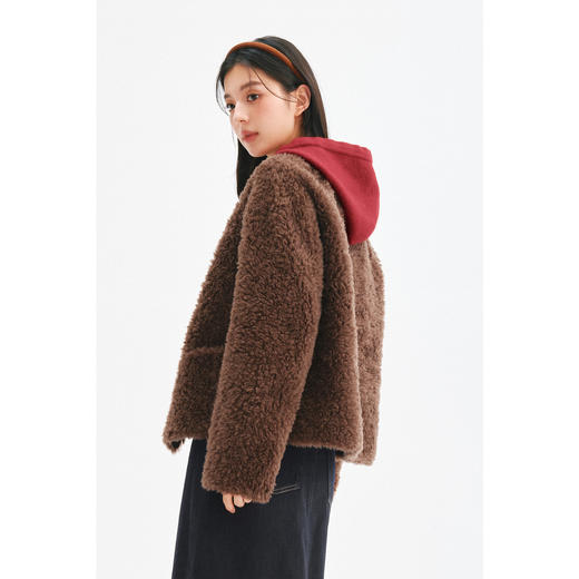 【严选】【100%绵羊毛】诗凡黎毛毛短外套2024年冬减龄宽松休闲羊羔毛外套7FA410181 商品图4