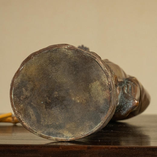 清 铜洒金持经罗汉像 商品图4