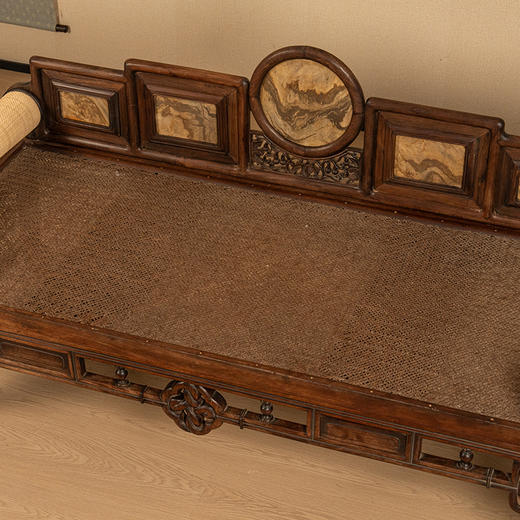 清 红木镶云石五屏式贵妃榻 商品图3