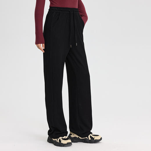 女士玻尿酸德绒毛呢卫裤 冬季速热保暖羊绒般柔软保暖显瘦休闲裤 商品图3