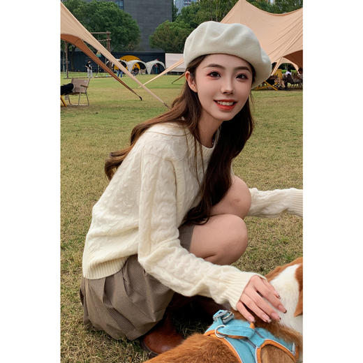 【严选】诗凡黎米色圆领绞花针织衫2024冬新款气质百搭宽松外搭毛衣女7FB131341 商品图2