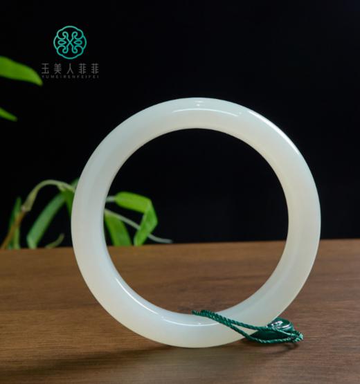 石惑珠宝~和田玉手镯~多样性发一 商品图0