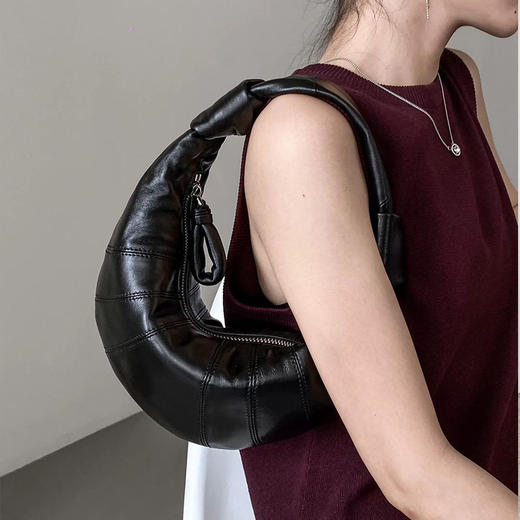【顺丰包邮】40423 洛诗琳高级感羊皮小号美拉德风真皮牛角包00356 商品图2