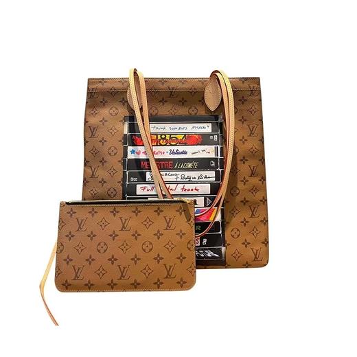 LOUIS VUITTON Carry lt 录像带 牛皮 附手拿包托特包Tote包购物袋单肩包 女款 卡其色 商品图0